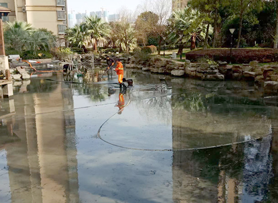 繁昌景观池淤泥清理