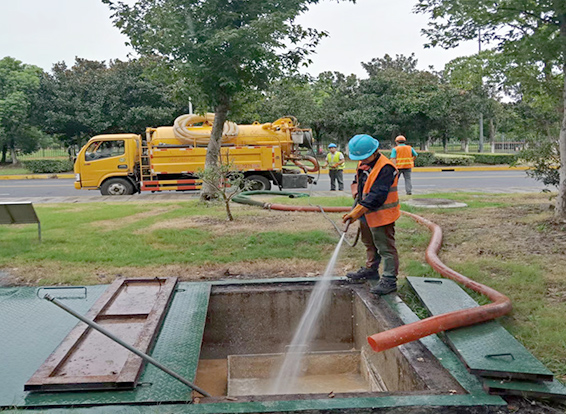 繁昌化油池清理